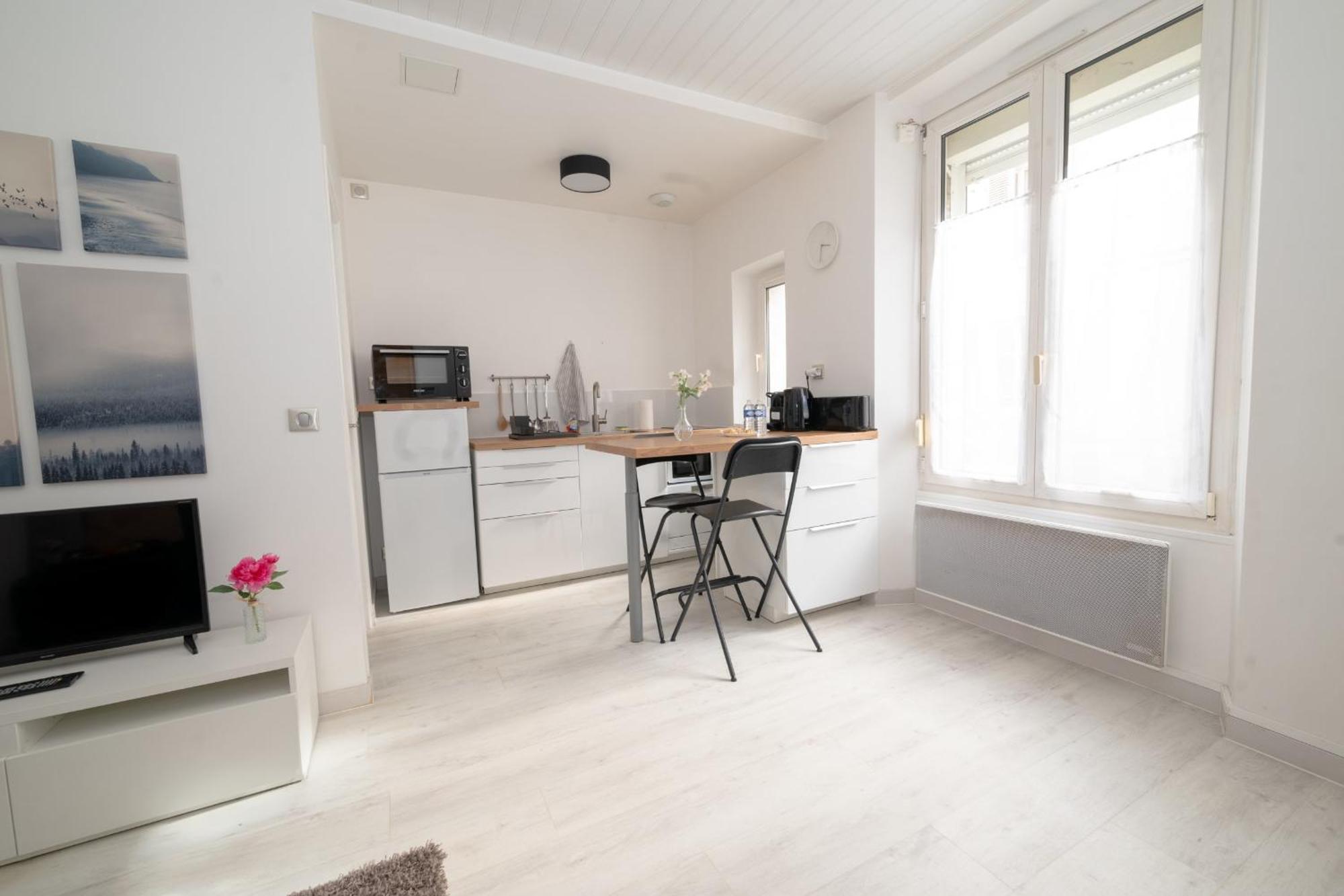 Magnifique Appart Centre Ville Gare Renove 2 Pers Châlons-en-Champagne Εξωτερικό φωτογραφία
